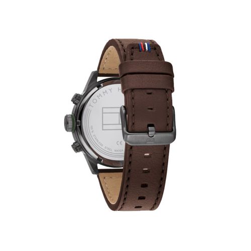 tom-1791809-03
