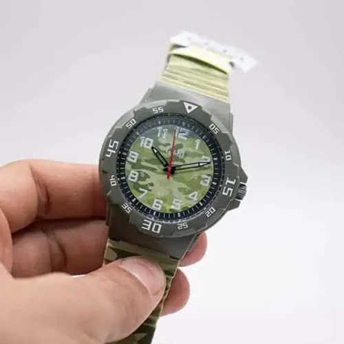 Q&Q-V02A-011VY-02