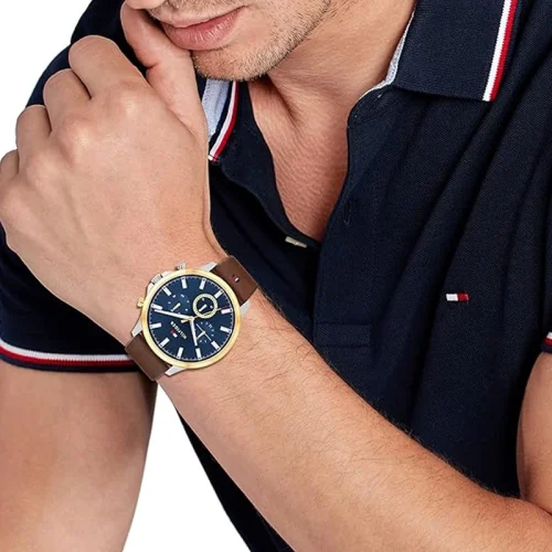 tom-1710496-02