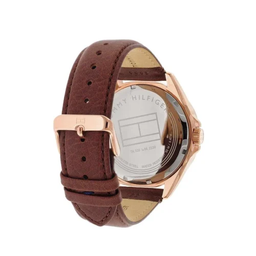 tom-1791367-01