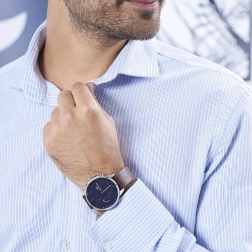 tom-1791487-03