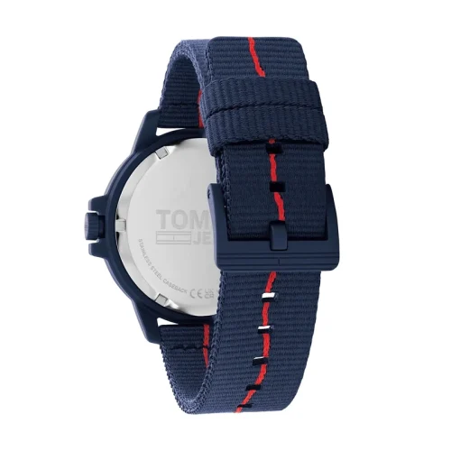 tom-1791997