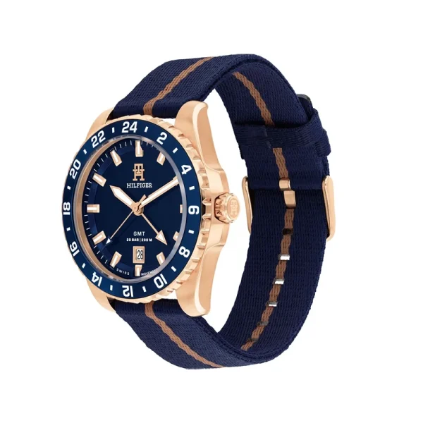tom-1792130